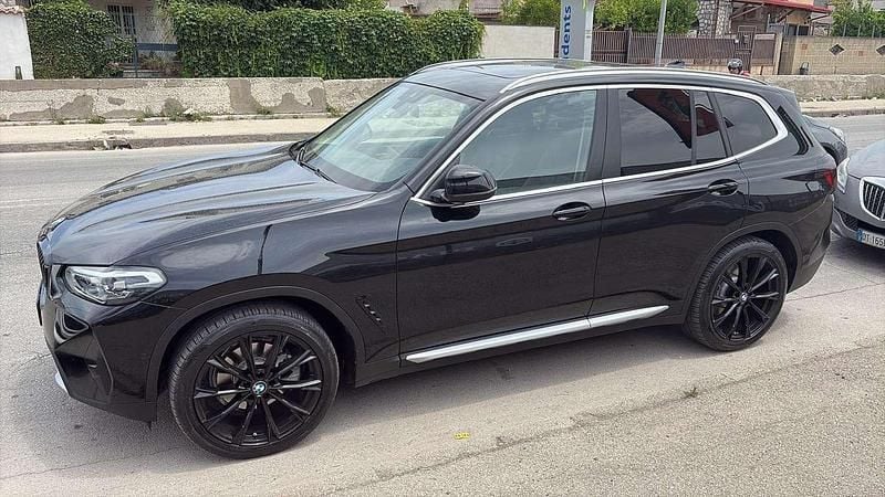 Usata 2022 BMW X3 xLine SUV | 33.990 € (Buon prezzo) - Immagine 1/4