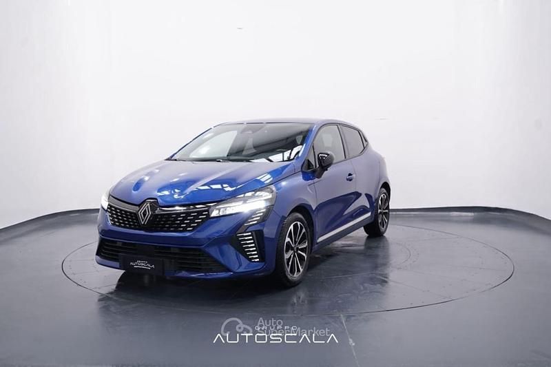 Usata Renault Clio V Techno 91 CV (66 kW) 2024 Blu/azzurro(met.) Berlina