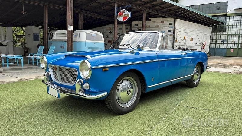 Usata Fiat 1500S S 90 CV (66 kW) 1960 Blu Cabrio