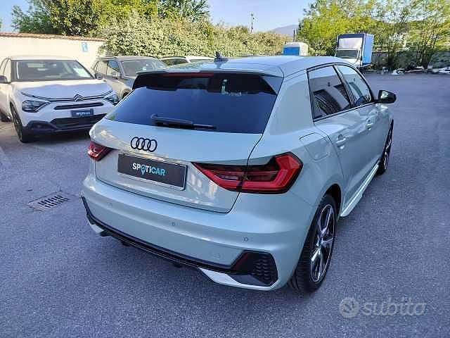 Usata Audi A1 Design 95 CV (69 kW) 2023 Grigio SUV