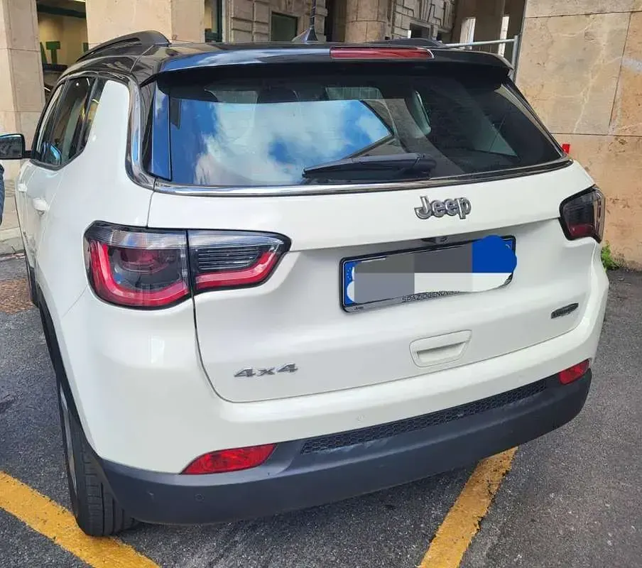 Usata Jeep Compass 140 CV (102 kW) 2018 Bianco SUV