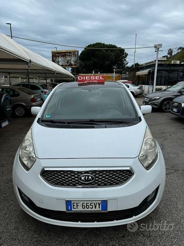 Usata Kia Venga 115 CV (84 kW) 2011 Bianco Utilitaria