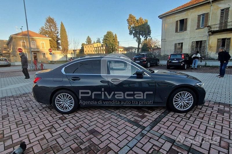 Usata BMW 320 Luxury Line 190 CV (139 kW) 2020 Grigio Berlina