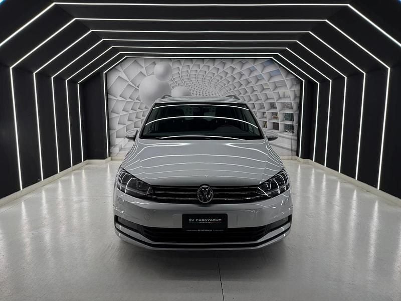 Usata VW Touran 115 CV (84 kW) 2018 Argento Monovolume