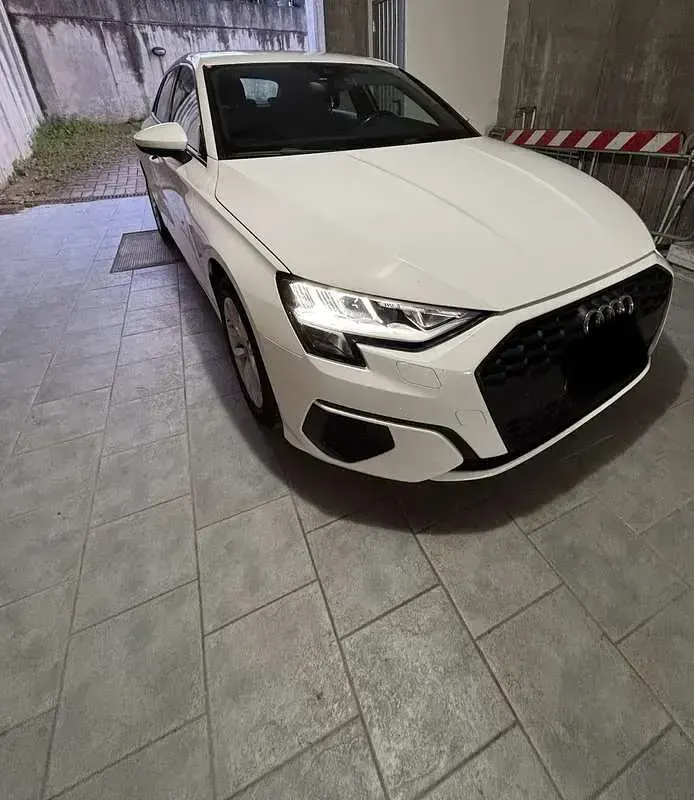 Usata Audi A3 Ambiente 116 CV (85 kW) 2020 Berlina