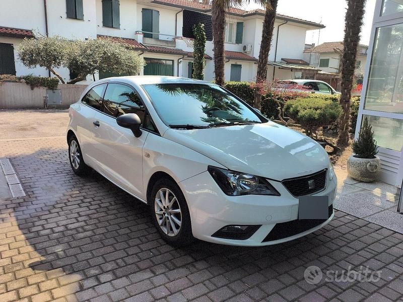 Usata Seat Ibiza 81 CV (59 kW) 2013 Bianco Utilitaria