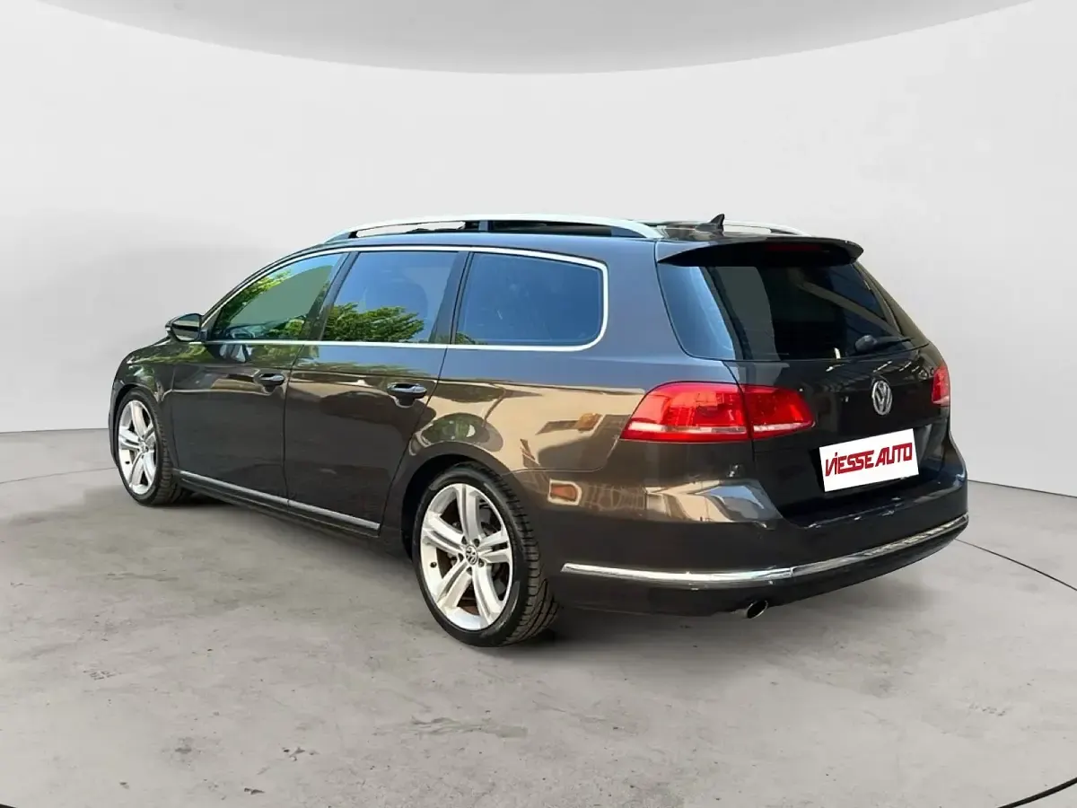 Usata VW Passat R 300 CV (220 kW) 2014 Marrone Station wagon