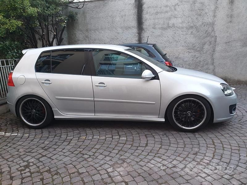 Usata VW Golf IV 2005 Grigio Berlina