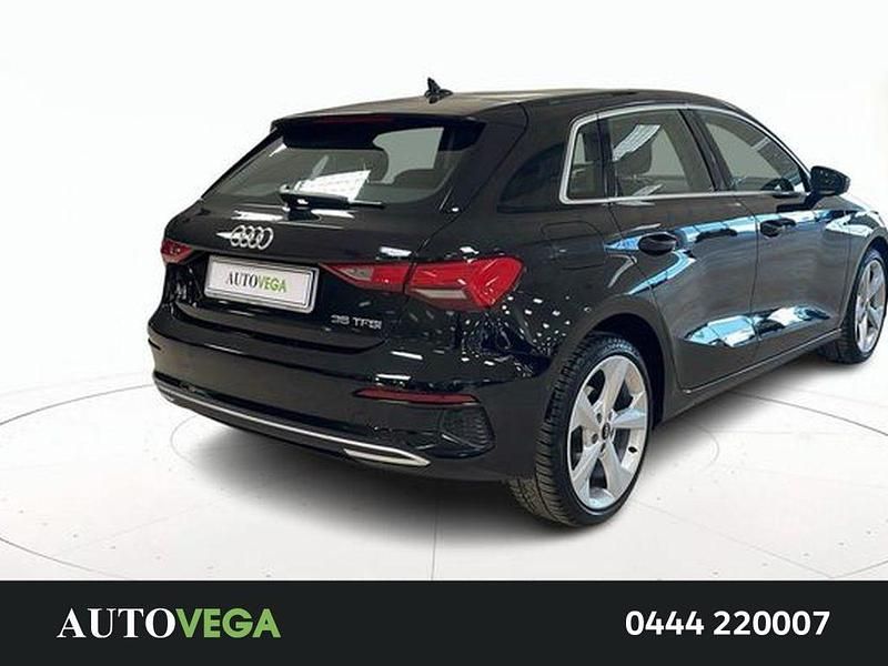 Usata Audi A3 Sportback e-tron Advanced 150 CV (110 kW) 2021 Nero / pastello Utilitaria