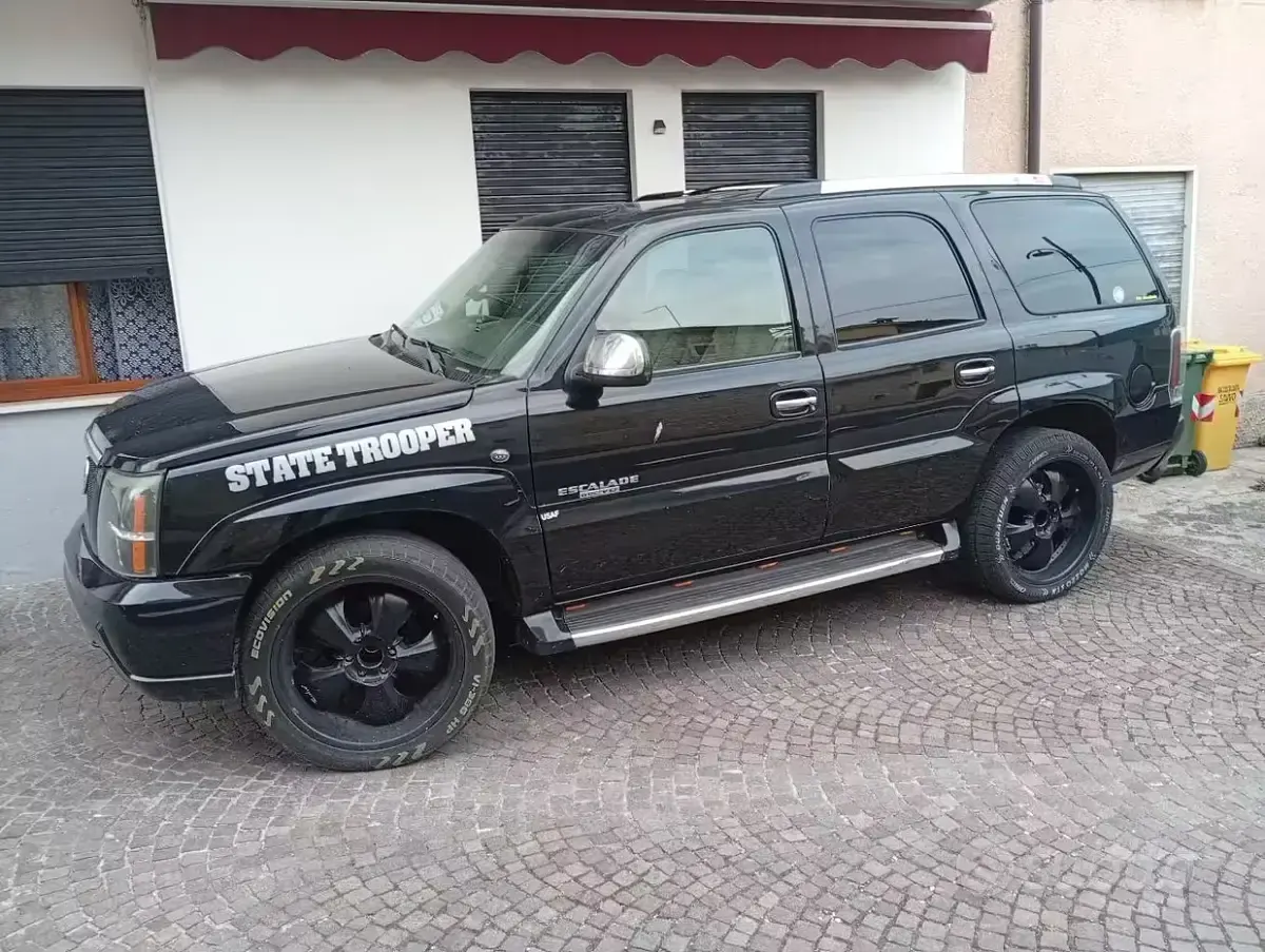 Usata Cadillac Escalade 2006 Nero Berlina