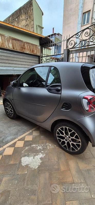 Usata Smart ForTwo Electric Drive Prime 22 kW (30 CV) 2021 Grigio