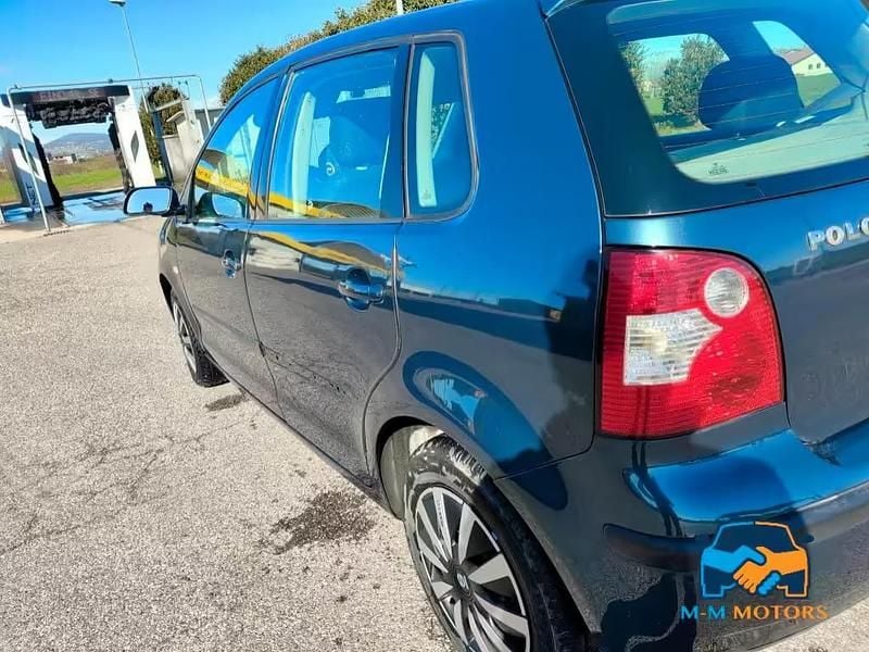 Usata VW Polo Comfortline 64 CV (47 kW) 2007 Blu Utilitaria