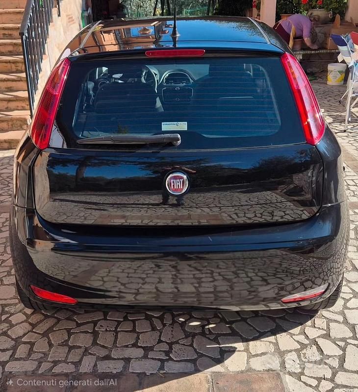 Usata Fiat Punto 69 CV (50 kW) 2018 Nero Berlina