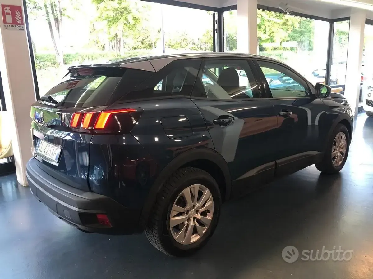 Usata Peugeot 3008 GT 131 CV (96 kW) 2022 Bluazzurro SUV