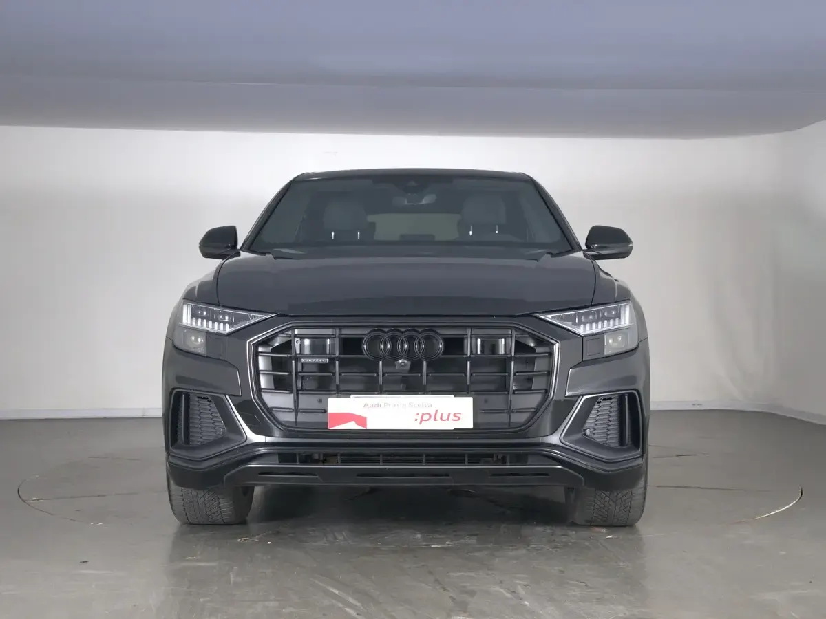 Usata Audi Q8 Sport 286 CV (210 kW) 2023 Nero mito SUV