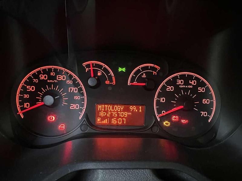 Usata Fiat Doblò Dynamic 120 CV (88 kW) 2011 Monovolume