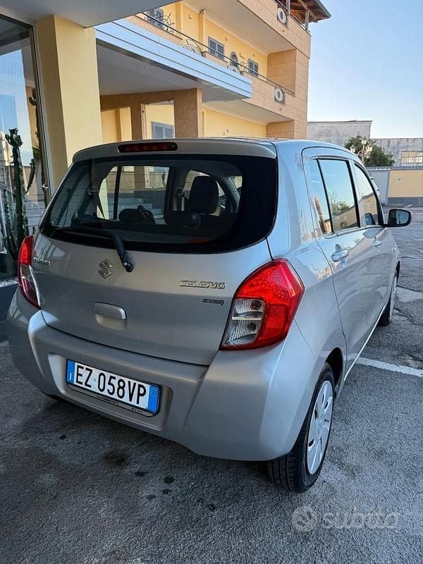 Usata Suzuki Celerio 68 CV (50 kW) 2014 Grigio Utilitaria