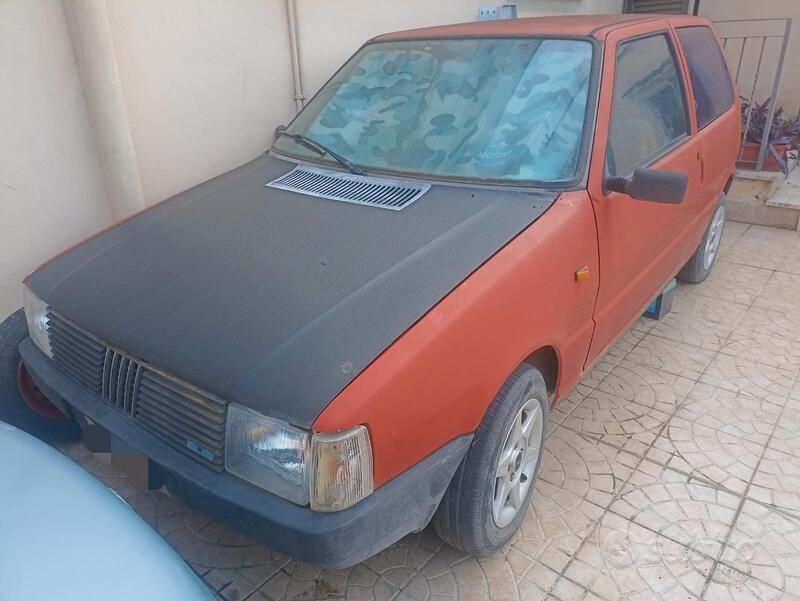 Occasion Fiat Uno S 45 ch (33 kW) 1989 Rouge Citadine