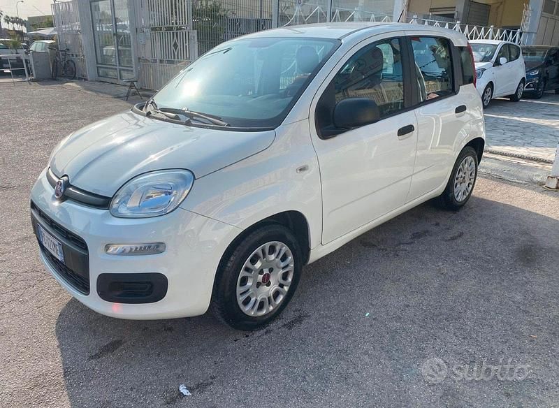Usata Fiat Panda 69 CV (50 kW) 2016 Bianco Utilitaria