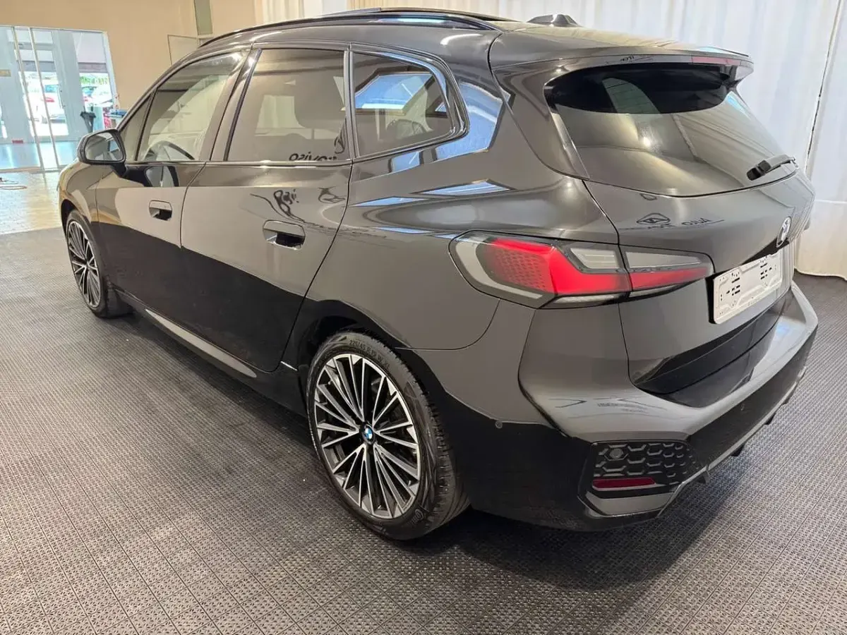 Usata BMW 218 Active Tourer M Sport 136 CV (100 kW) 2024 Nero Monovolume