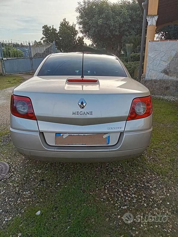 Usata Renault Mégane Cabriolet 106 CV (77 kW) 2006 Cabrio