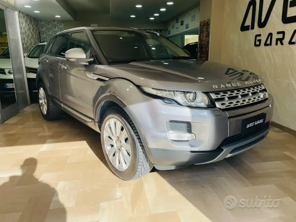 Usata Land Rover Range Rover evoque Dynamic 190 CV (139 kW) 2014 Grigio SUV