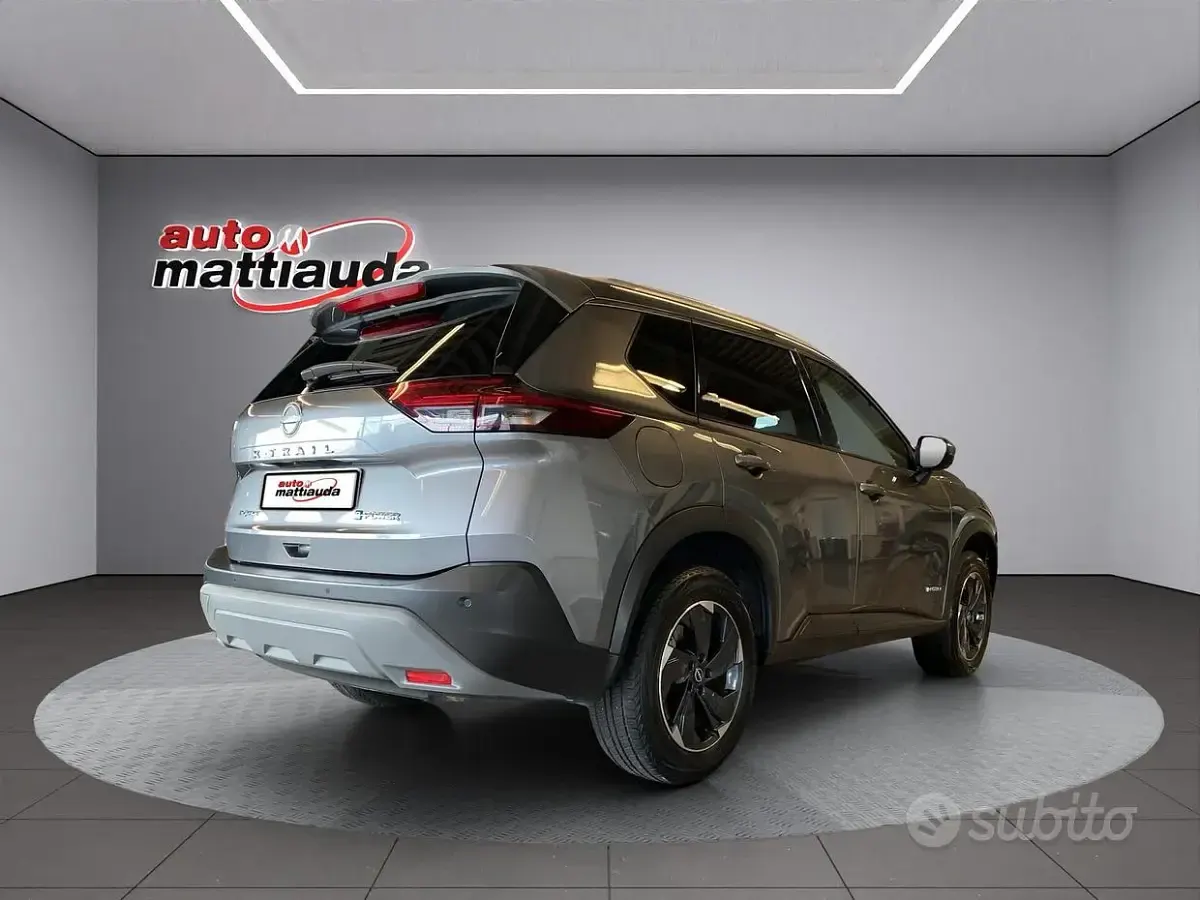 Usata Nissan X-Trail N-Connecta 213 CV (156 kW) 2025 Grigio SUV