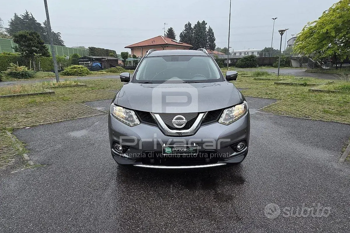 Usata Nissan X-Trail Acenta Premium 131 CV (96 kW) 2015 Grigio SUV