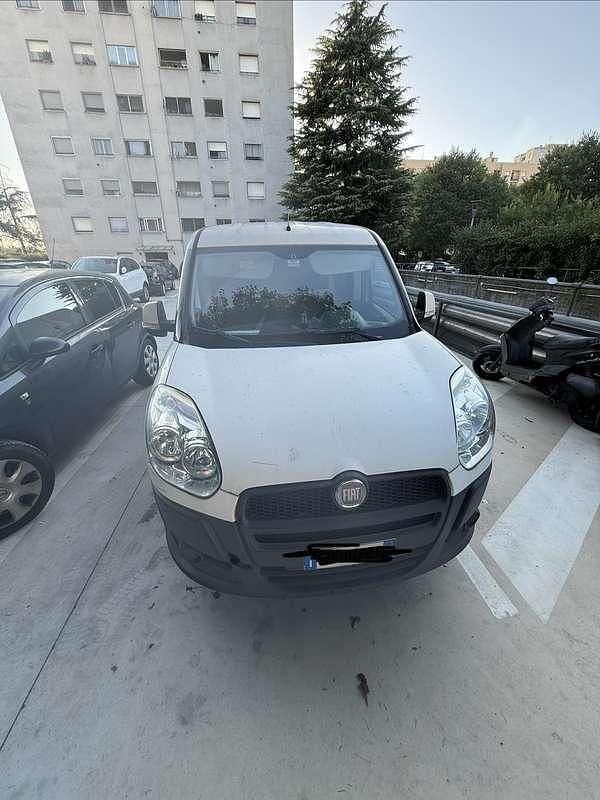 Usata Fiat Doblò Dynamic 120 CV (88 kW) 2011 Monovolume