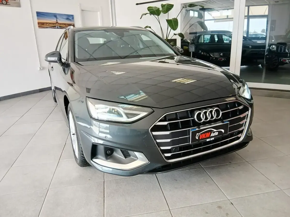 Usata Audi A4 163 CV (119 kW) 2022 Grigio Station wagon