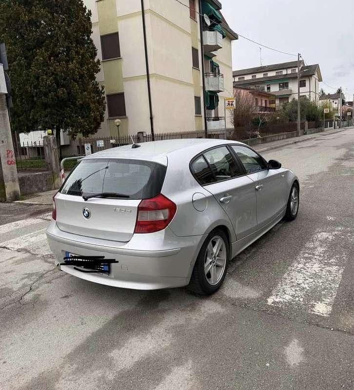 Usata BMW 120 Efficient Dynamics 163 CV (119 kW) 2006 Utilitaria