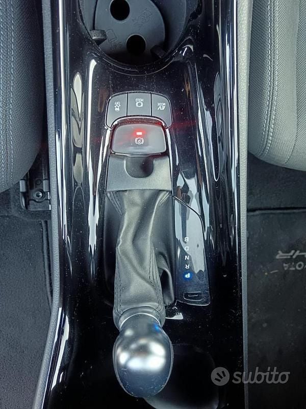 Usata Toyota C-HR Lounge 98 CV (72 kW) 2021 Grigio SUV