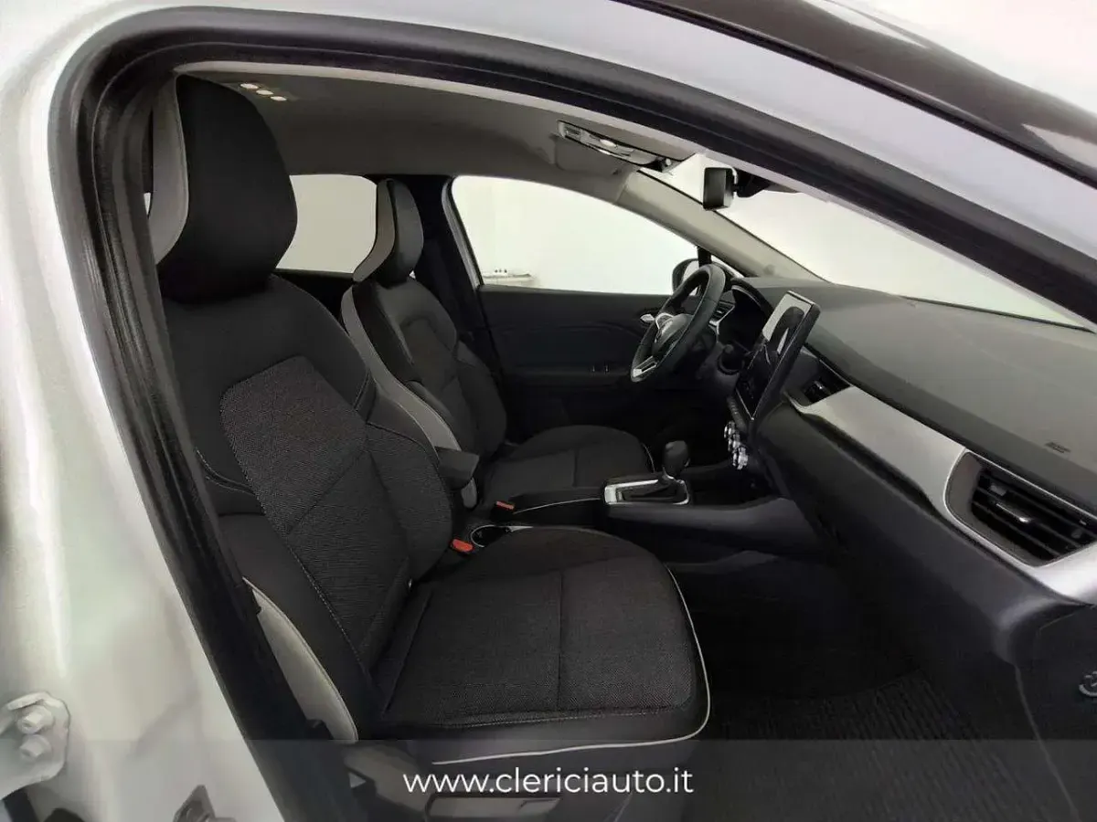 Usata Renault Captur Techno 143 CV (105 kW) 2023 Bianco SUV