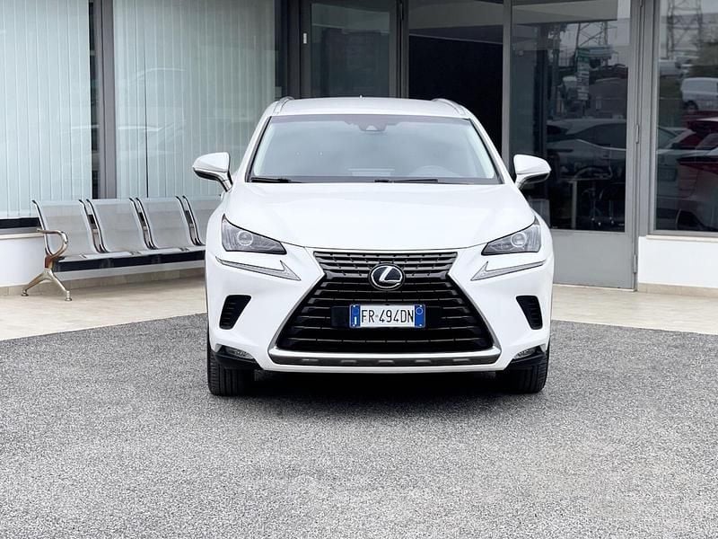 Usata Lexus NX300h 155 CV (114 kW) 2018 Bianco SUV