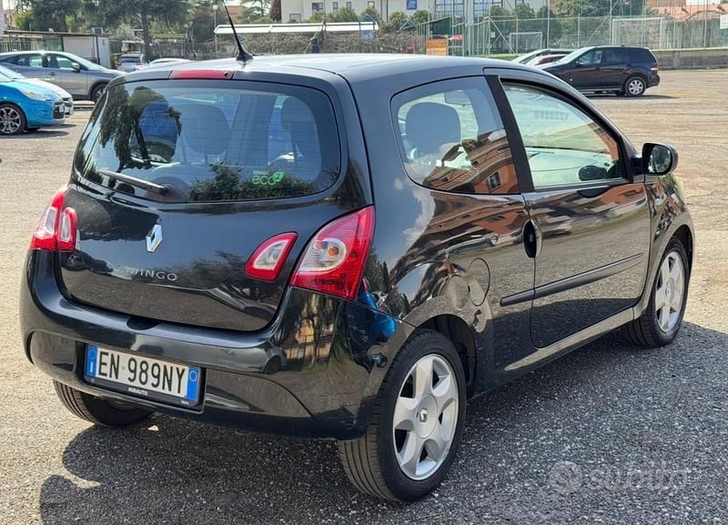 Gebraucht Renault Twingo 75 PS (55 kW) 2012 Schwarz Kleinwagen