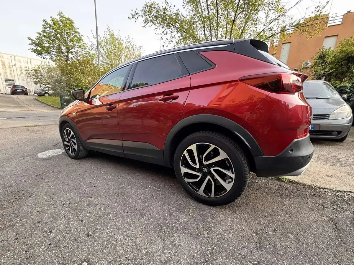 Usata Opel Grandland X Ultimate 131 CV (96 kW) 2018 Rosso SUV