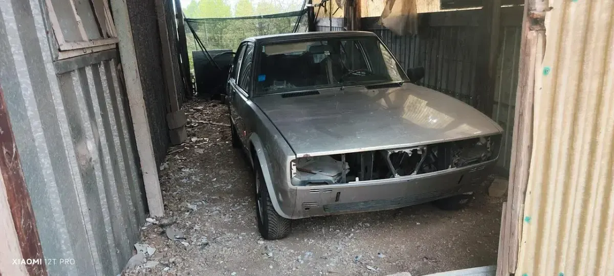 Usata Alfa Romeo Alfetta 131 CV (96 kW) 1980 Argento Berlina