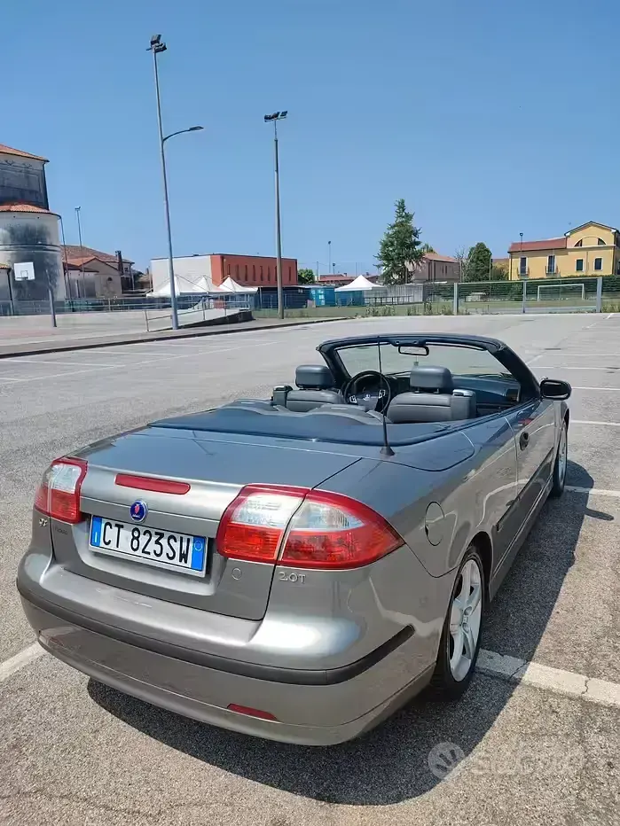 Usata Saab 9-3 Cabriolet 175 CV (128 kW) 2004 Grigio Cabrio