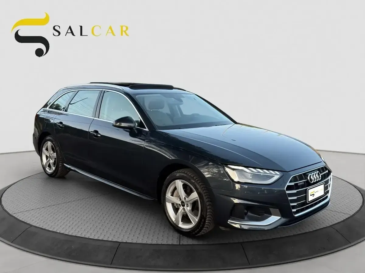 Usata Audi A4 Business 203 CV (149 kW) 2024 Grigio Station wagon