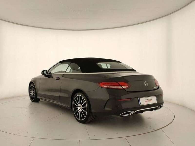 Usata Mercedes C220 Premium 194 CV (142 kW) 2019 Nero Cabrio