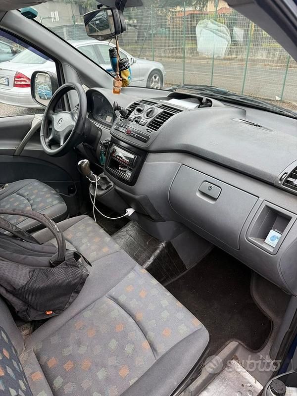 Usata Mercedes Vito 109 CV (80 kW) 2004 Blu Furgone