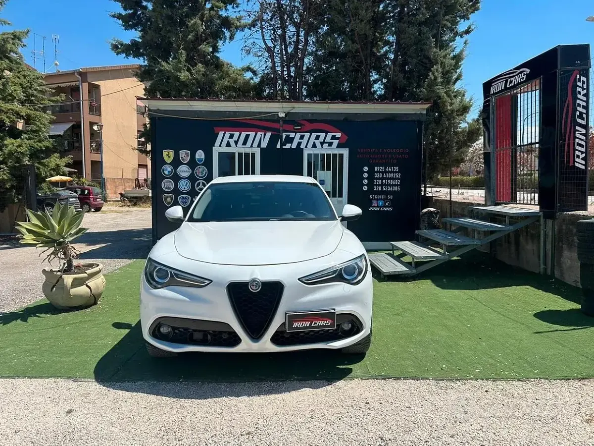 Usata Alfa Romeo Stelvio Veloce 190 CV (139 kW) 2020 Bianco SUV