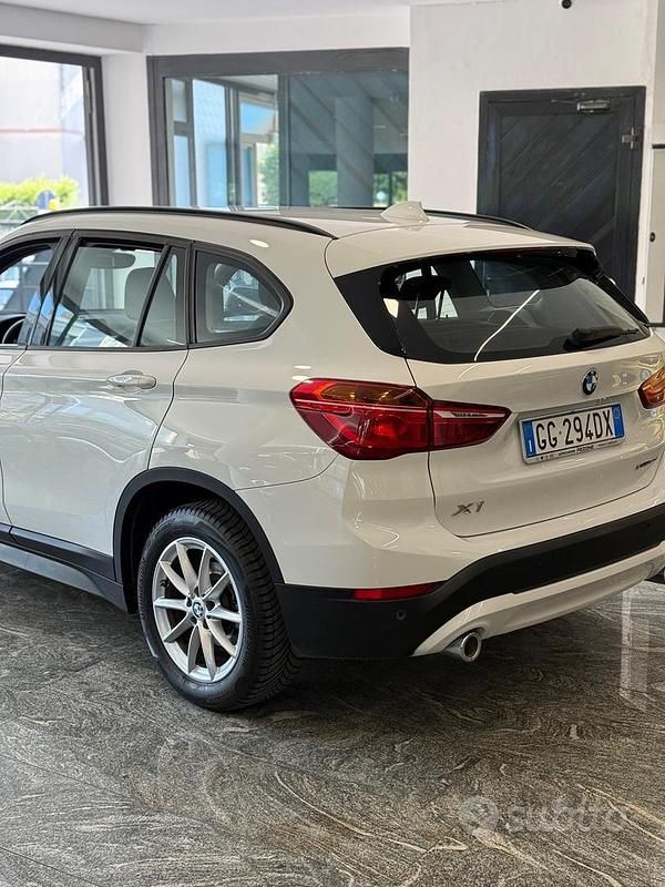 Usata BMW X1 150 CV (110 kW) 2021 Bianco SUV