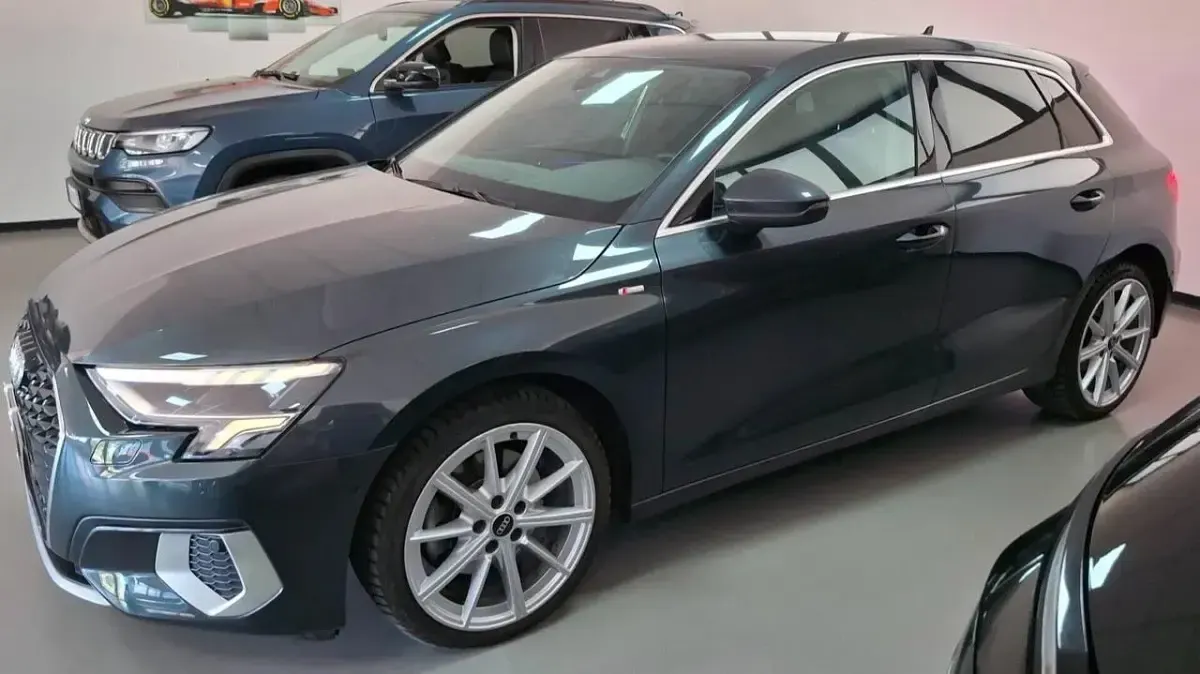 Usata Audi A3 S-Line 149 CV (109 kW) 2021 Grigio Berlina
