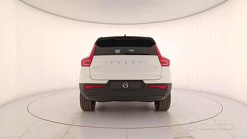 Nouvelle Volvo EX40 Core 185 kW (252 ch) 2025 Blanc SUV