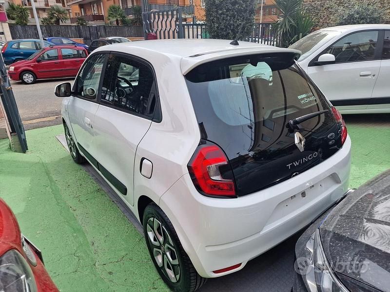 Usata Renault Twingo LIMITED 65 CV (47 kW) 2020 Bianco Utilitaria