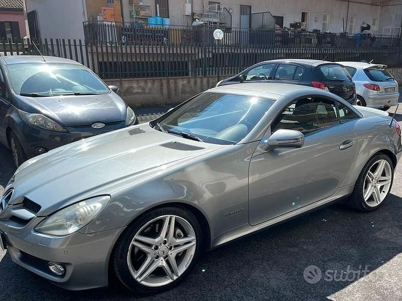 Usata Mercedes SLK200 2009 Grigio Cabrio
