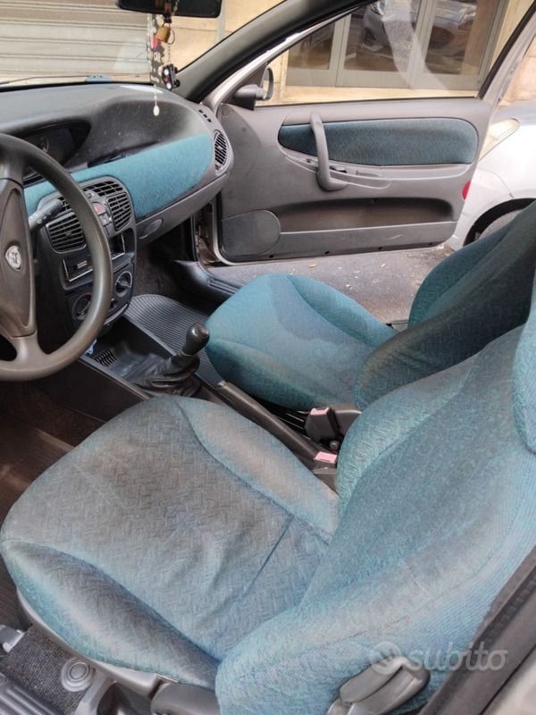 Usata Lancia Ypsilon 60 CV (44 kW) 1997 Utilitaria