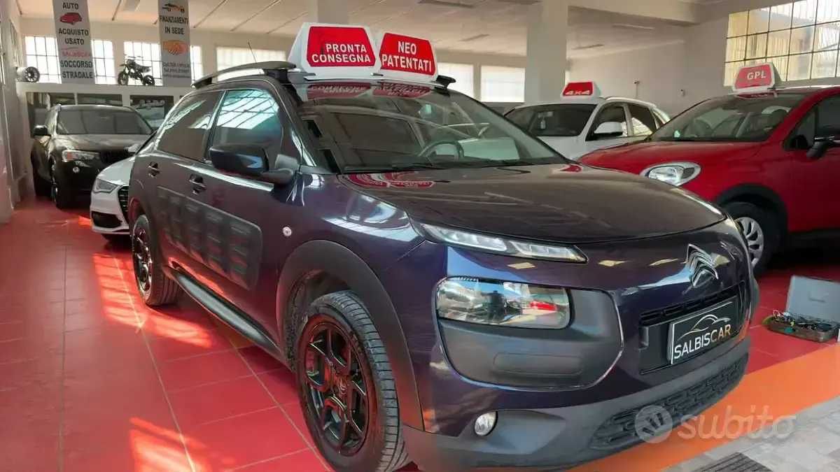 Usata Citroën C4 Shine Edition 82 CV (60 kW) 2014 Viola SUV