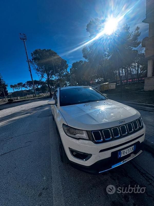 Usata Jeep Compass 140 CV (102 kW) 2018 Bianco SUV